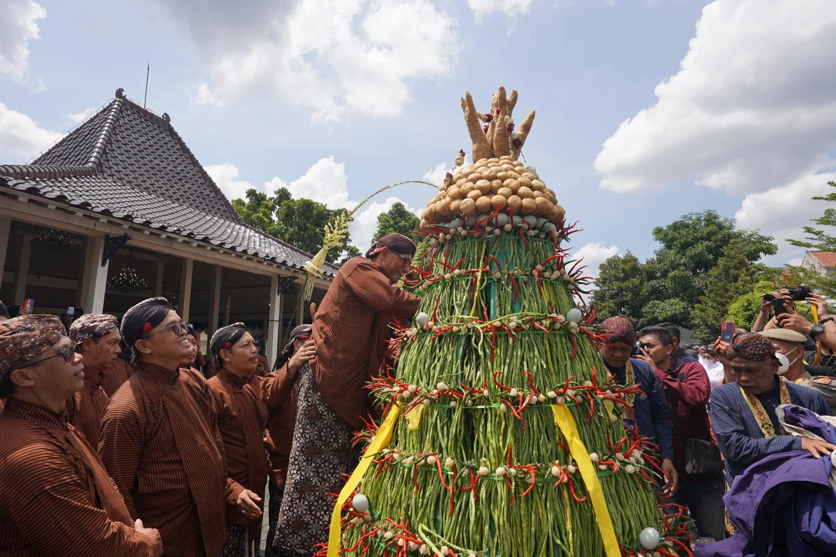 Rahasia Kedai Tradisional yang Selalu Ramai di Kawunganten